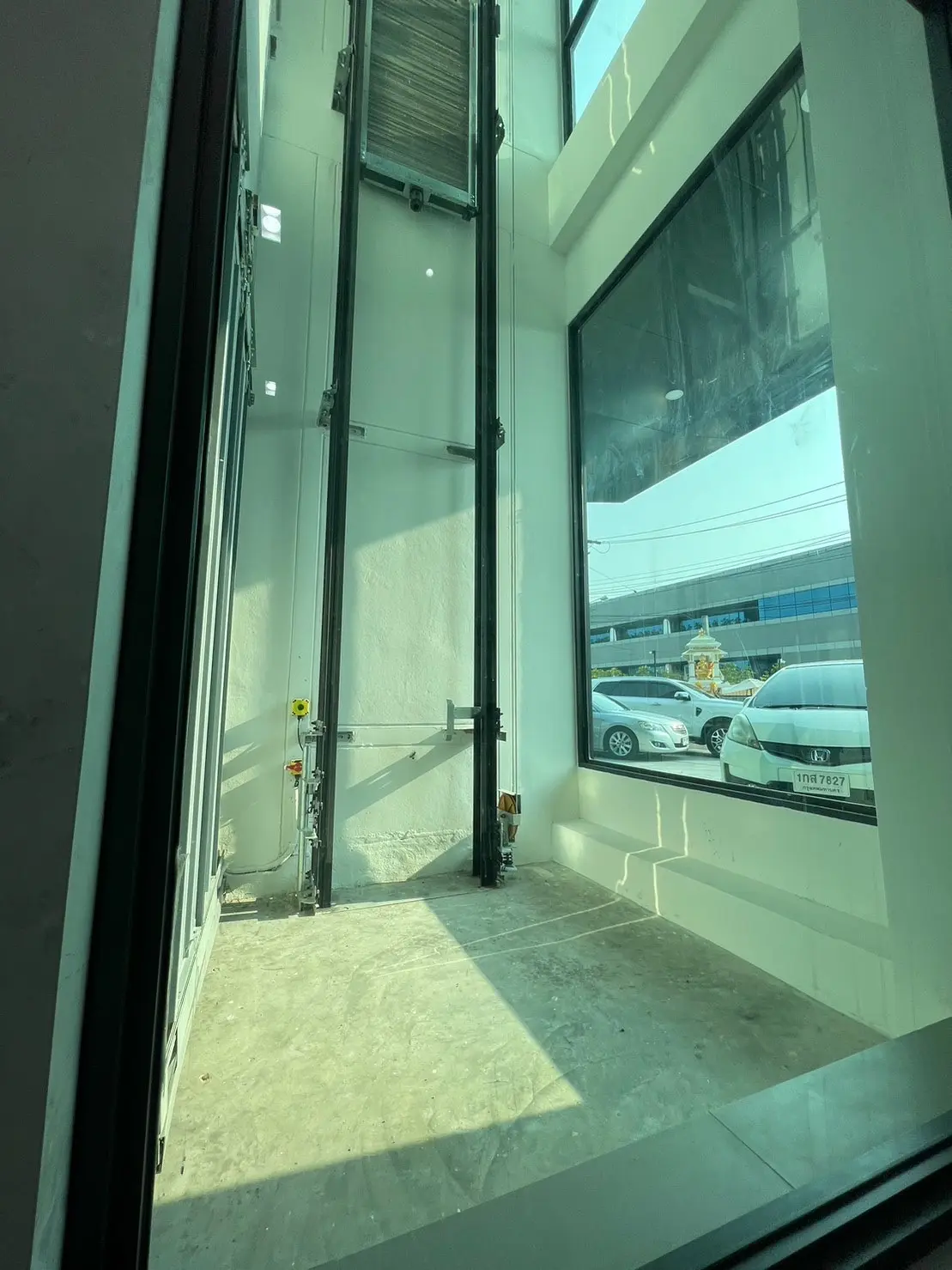 Image 7