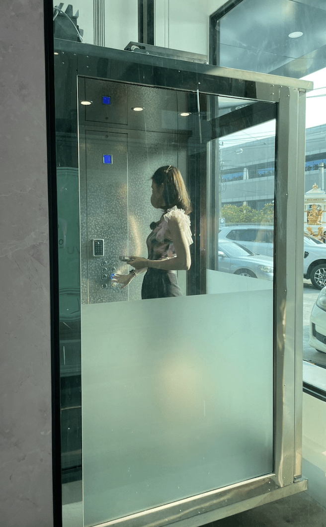 Modern Panoramic  Lift