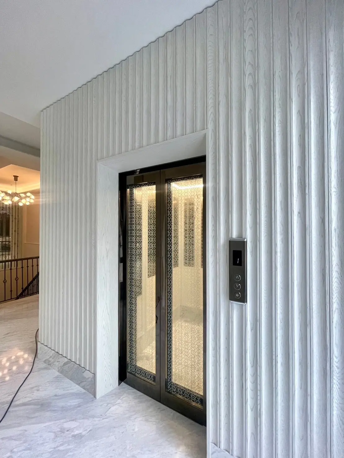 Underground access  Lift
