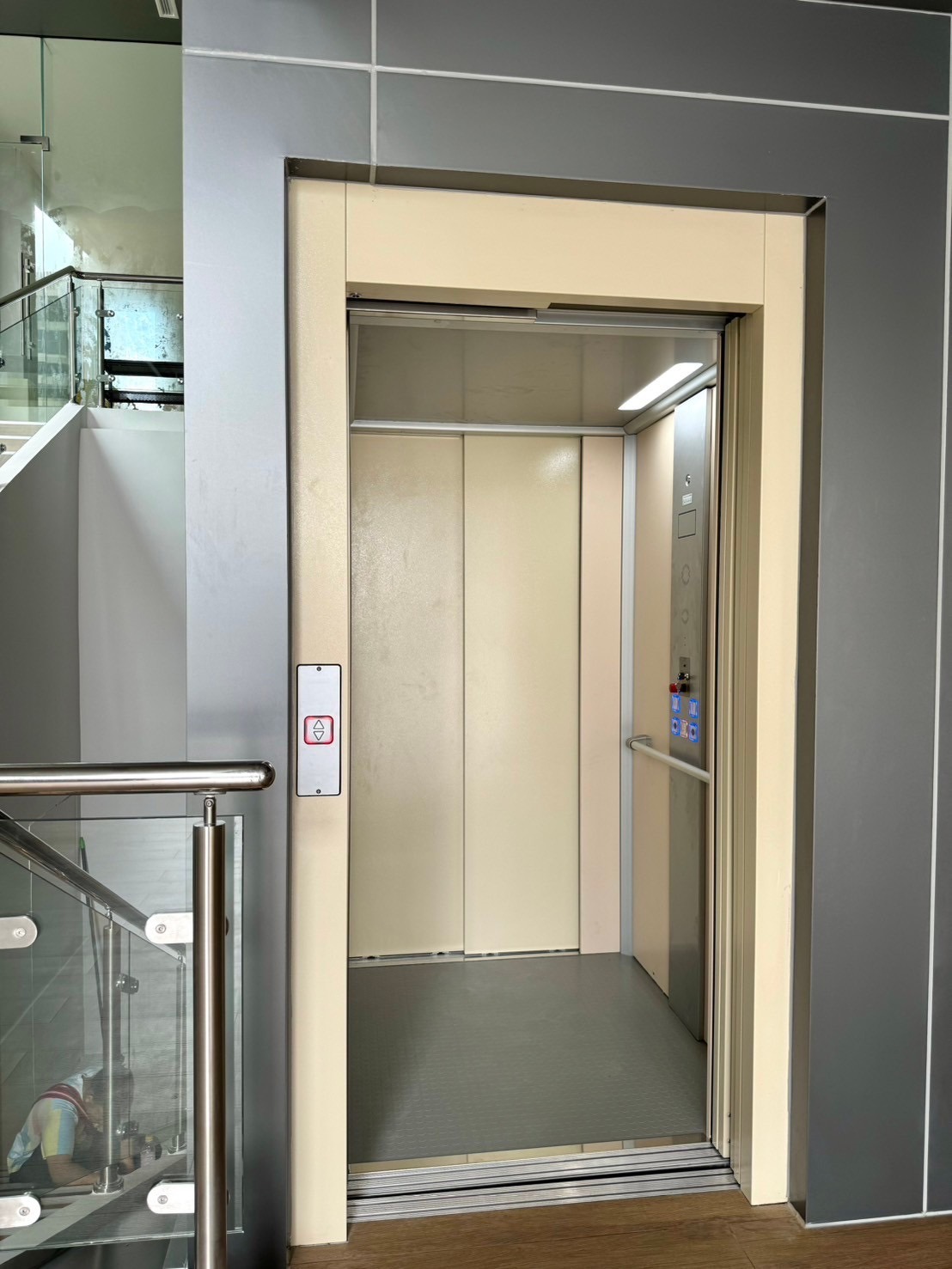 Image 7