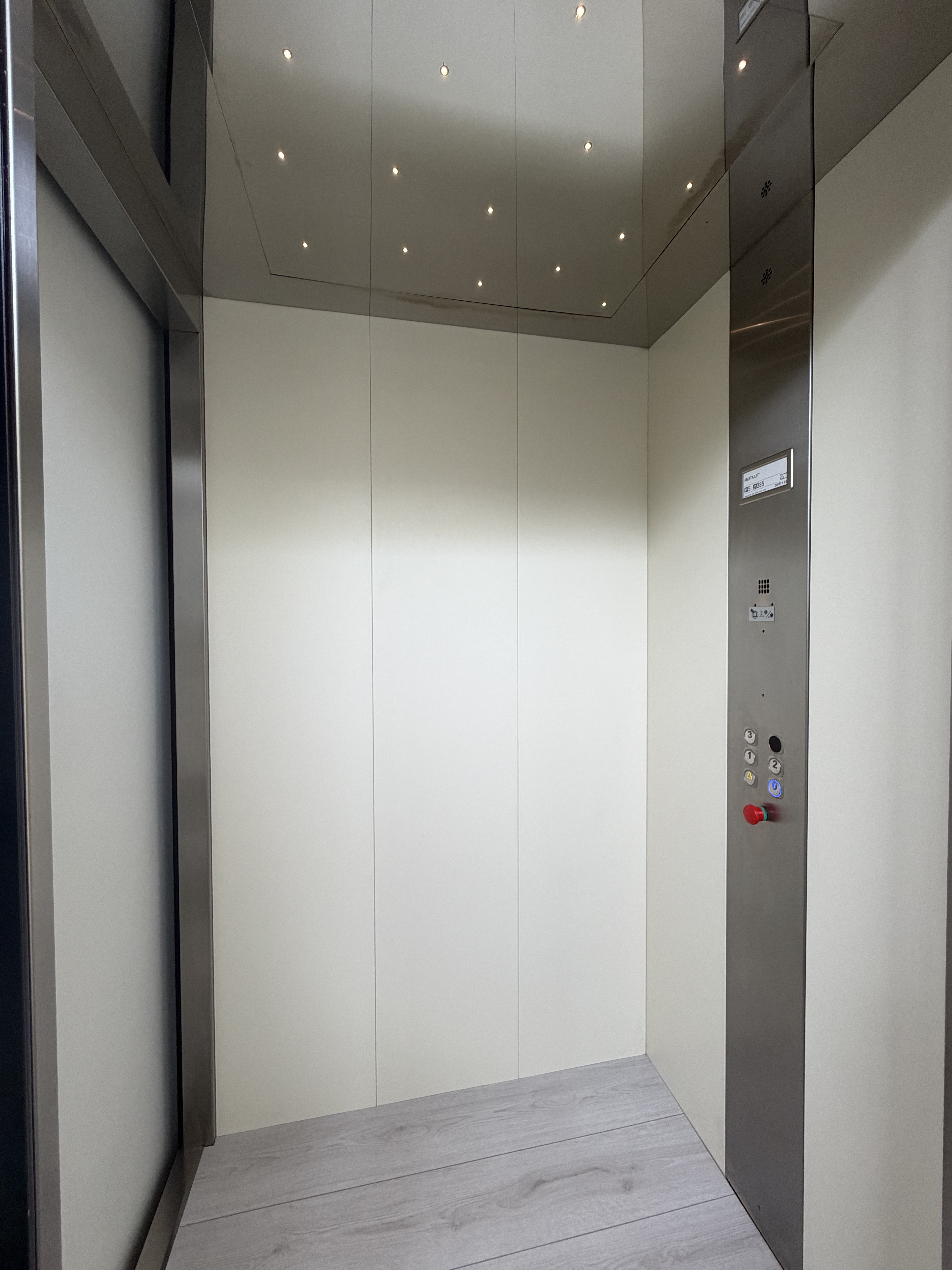 Indomo Hydraulic Lift White Lift